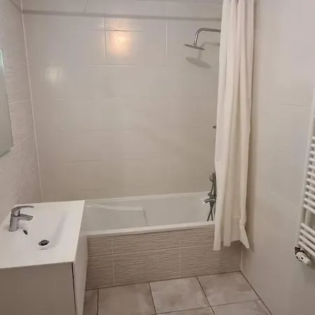 - Skyplace Apartamento Estrasburgo